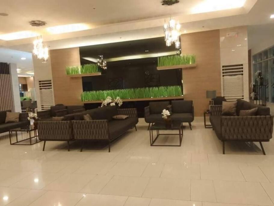 Grass Residences Sm North Edsa And Trinoma 奎松市 外观 照片